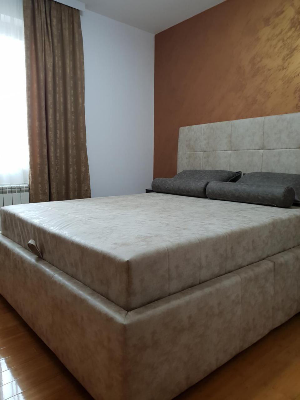 Apartman Kej Free Parking Kraljevo Exteriér fotografie